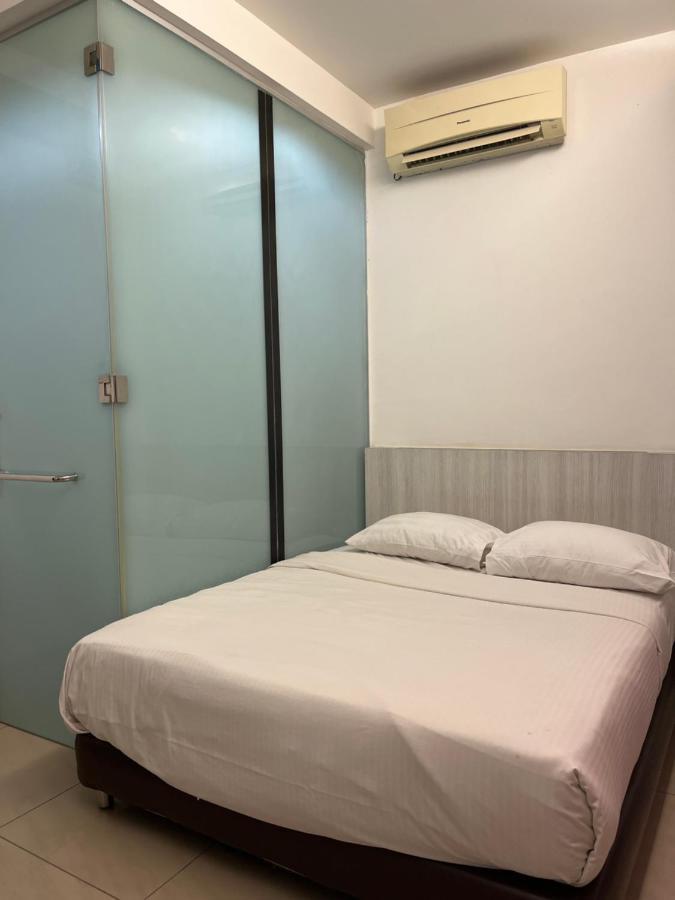 Coastline Hotel Port Dickson Esterno foto